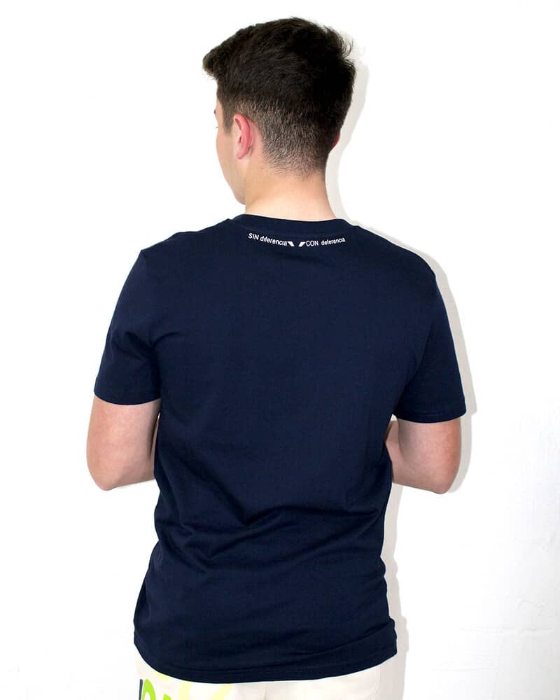 camiseta-algodon-azul-marino-espalda