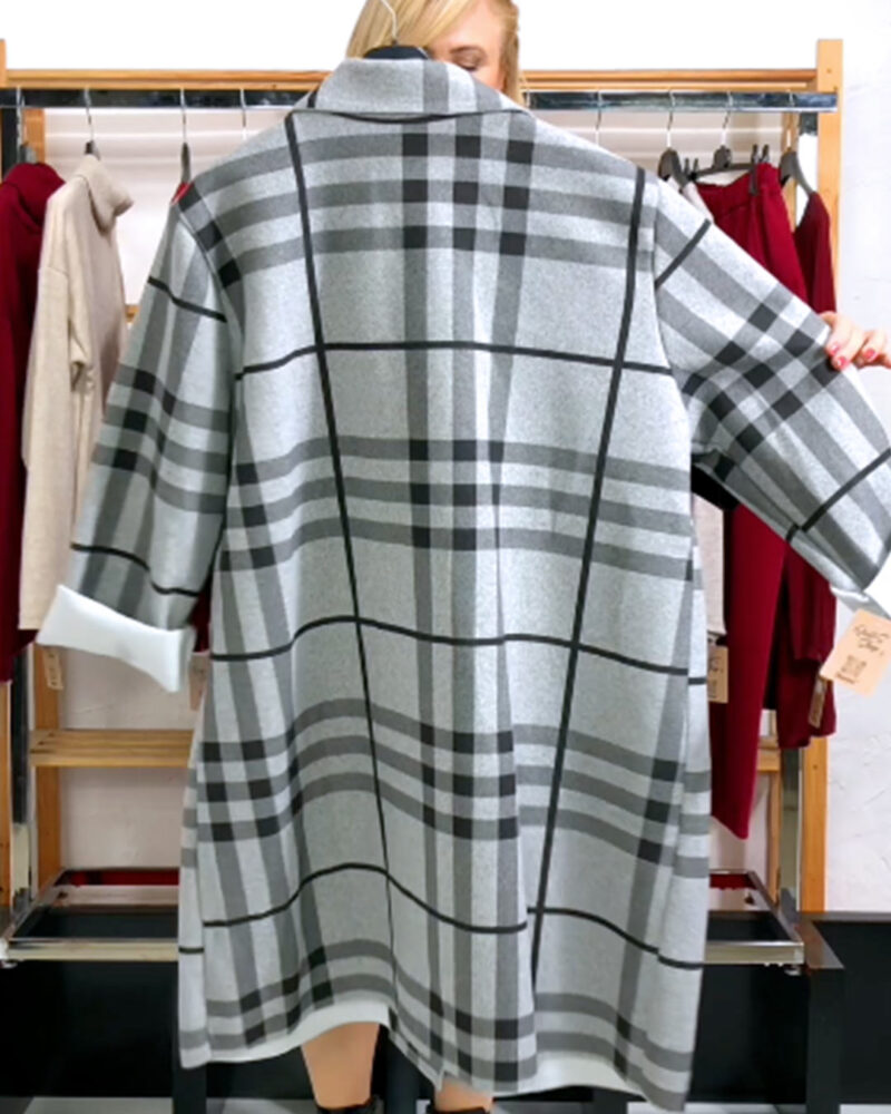 ABRIGO CRUZADO MAXI CUADROS GRIS - Imagen 3