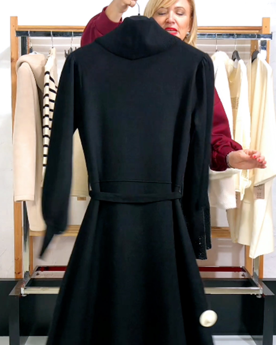 VESTIDO CUELLO TACTO LANA NEGRO - Imagen 3