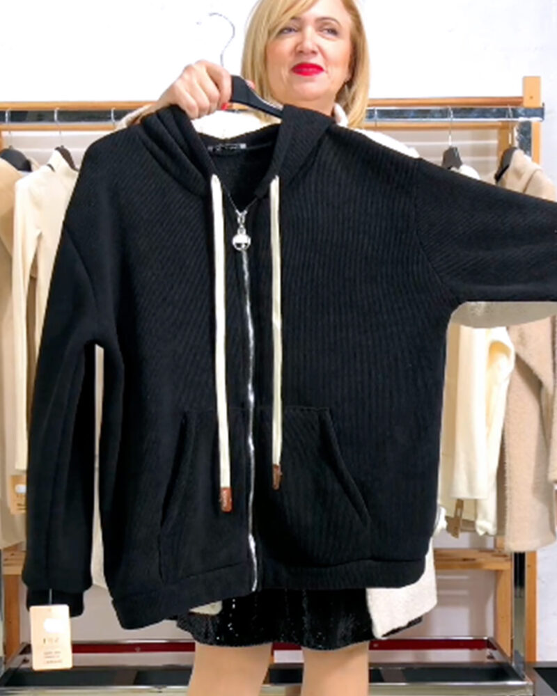 CHAQUETA CAPUCHA MICROPANA INTERIOR BORREGUILLO NEGRA