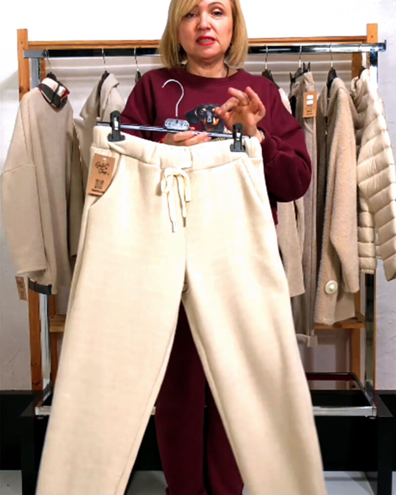 PANTALÓN JOGGER MICROPANA INTERIOR BORREGUILLO BEIGE