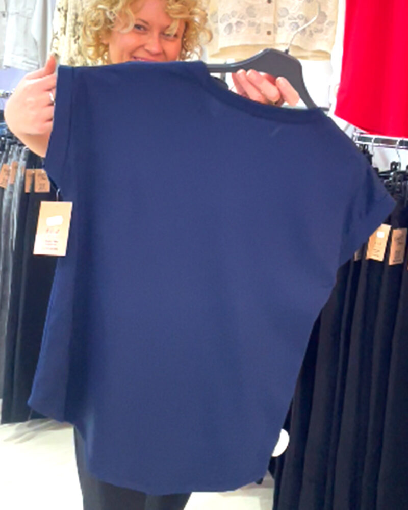 ikemi-camiseta-pocket-marino-tendencias-chica-moda-juvenil