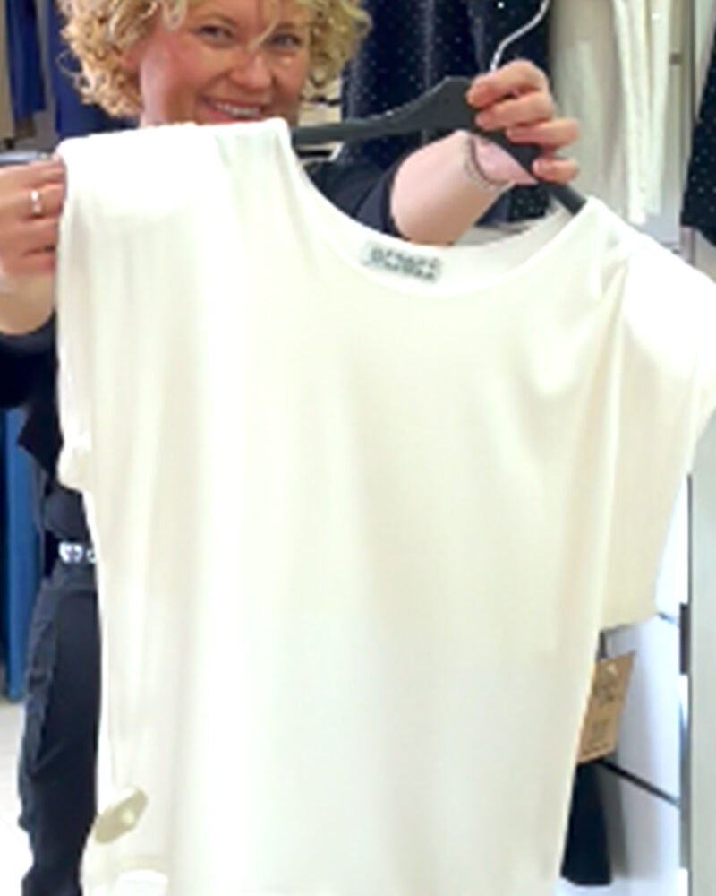 ikemi.camiseta-premium-blanca-tendencias-juveniles-low-cost-2