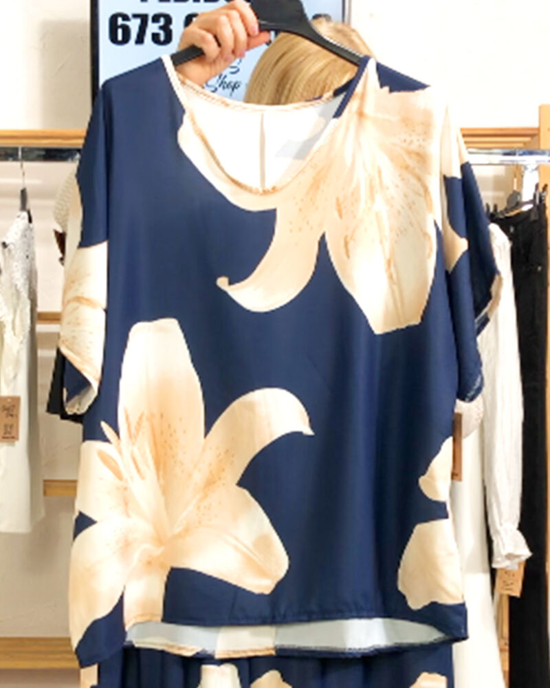 quiles_shop-conjunto-floral-marino-tallas-grandes