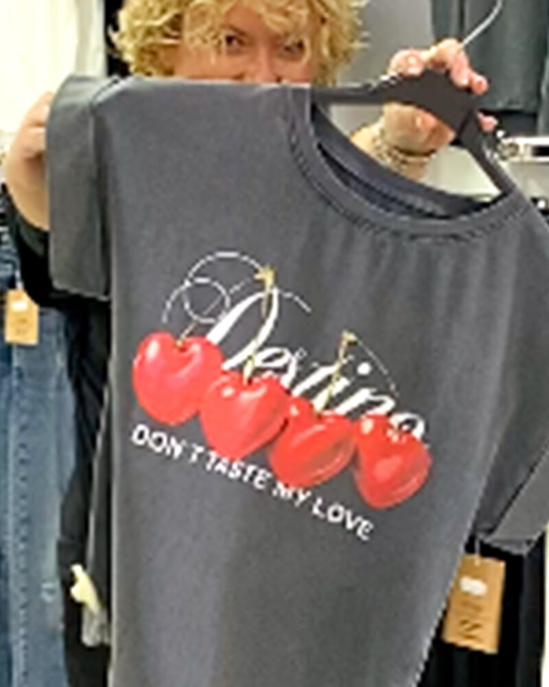 ikemi-camiseta-viral-cerezas-moda-joven-low-cost
