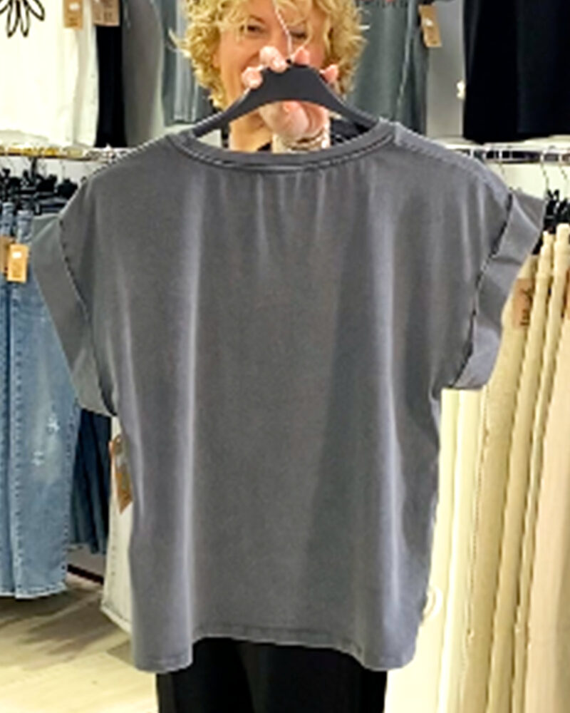 ikemi-camiseta-viral-cerezas-moda-joven-low-cost