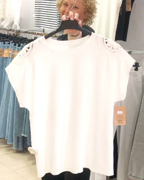 kemi_camiseta-bloom-blanca-tendencias-juveniles-low-cost