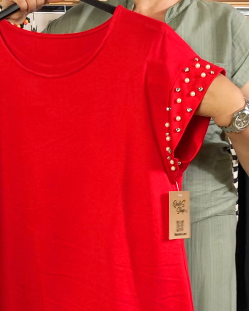 quiles_shop-camiseta-perlas-roja-mujer-curvy