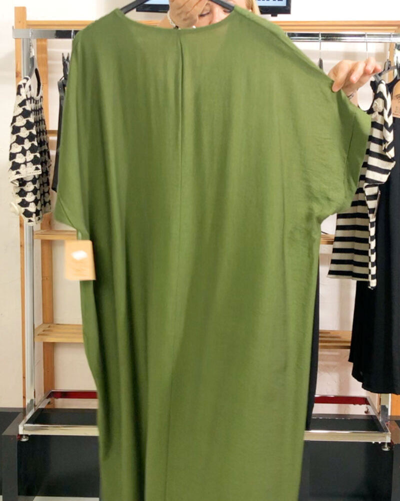 VESTIDO PÉTALOS VERDE ▷48/54 - Imagen 3
