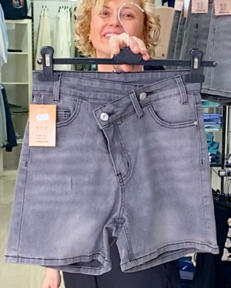 SHORT DENIM VIRAL NEGRO ▷34/42