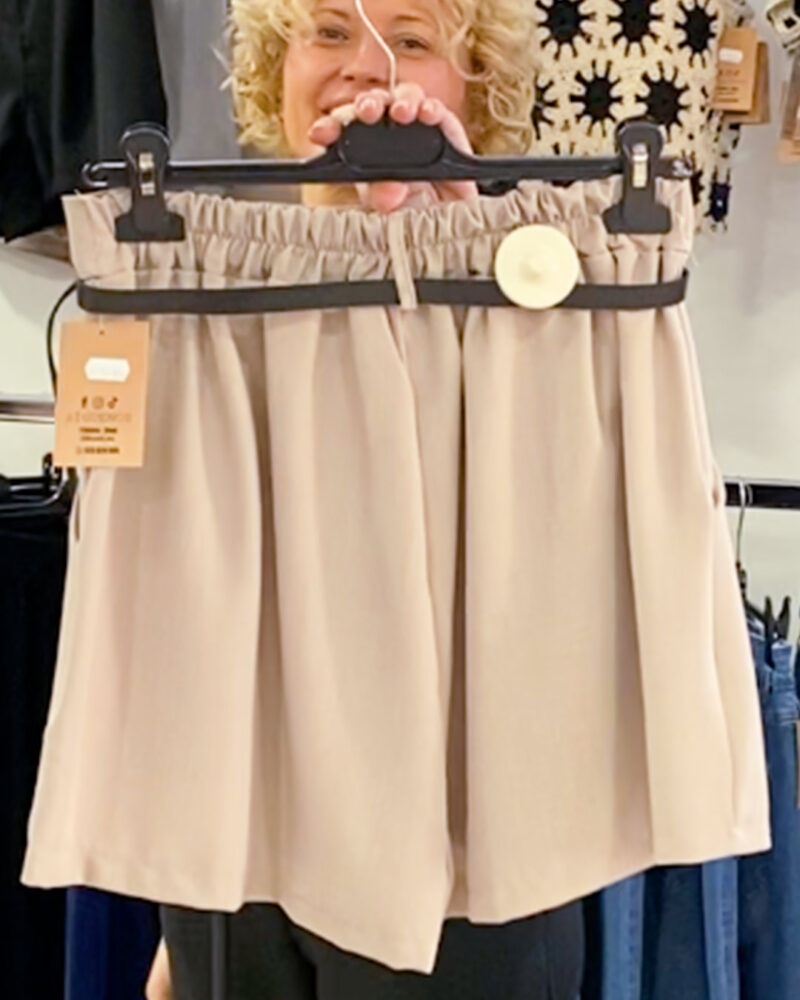 ikemi-short-pinzas-tierra-tendencias-verano-moda-mujer-low-cost