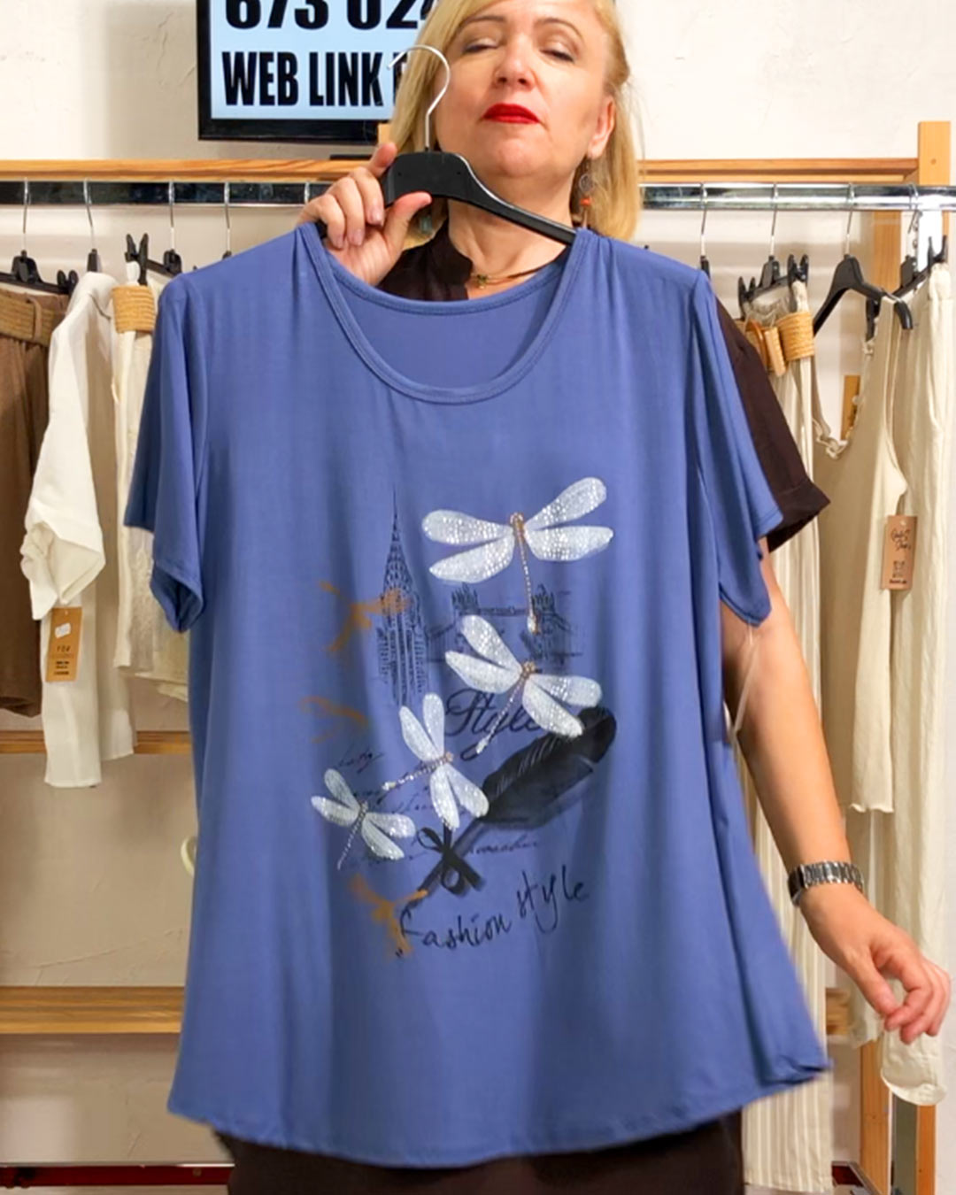 quiles_shop-camiseta-mariposas-azul-moda-mujer-curvy-low-cost