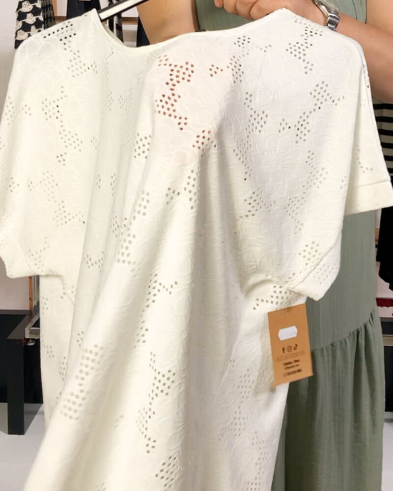 quiles_shop-camiseta-troquelada-blanca-ropa-mujer-tallas-grandes-baratas