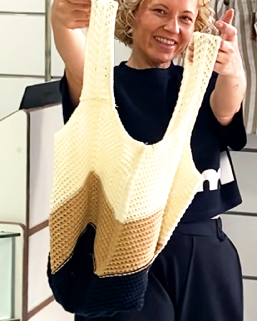 ikemi-bolso-crochet-bombonera-tricolor-tendencias-complementos-verano-low-cost
