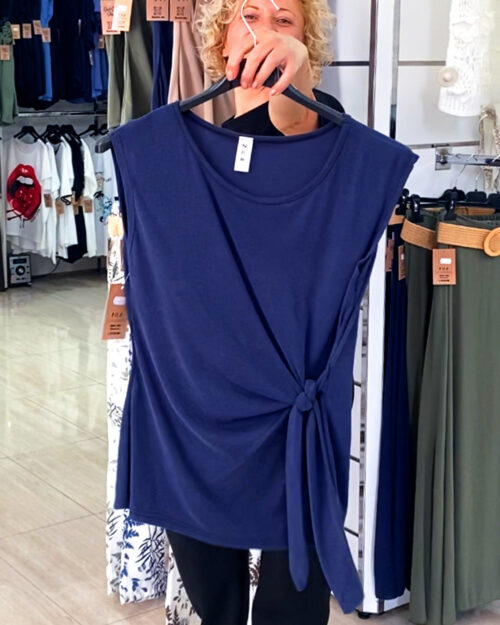 ikemi-camiseta-anudada-marino-tendencias-mujer-low-cost