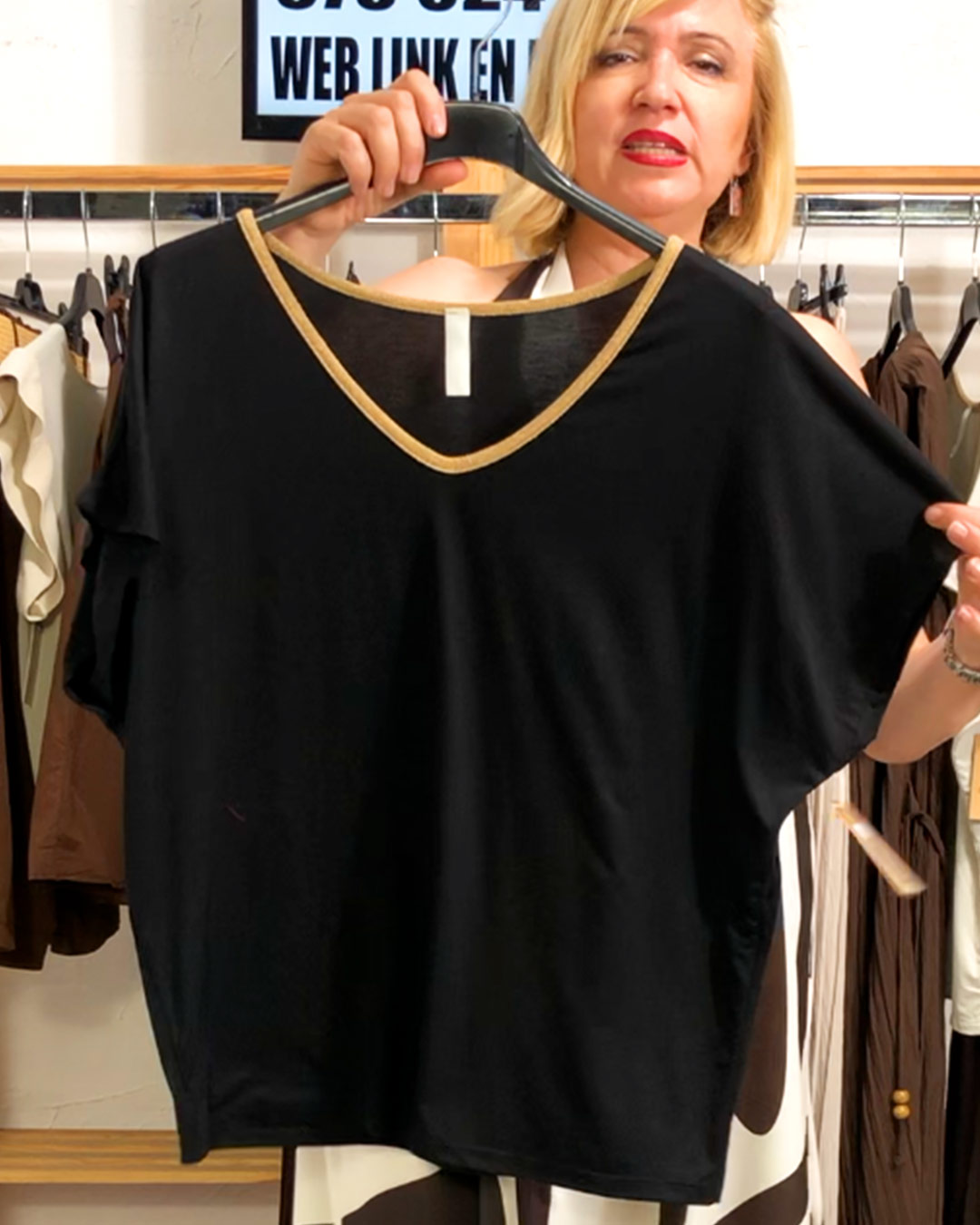 quiles-shop-camiseta-ribete-negra-ropa-mujer-low-cost