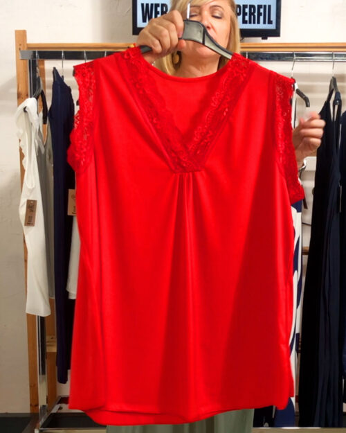 quiles_shop-camiseta-lencera-roja-moda-mujer-tallas-grandes-baratas