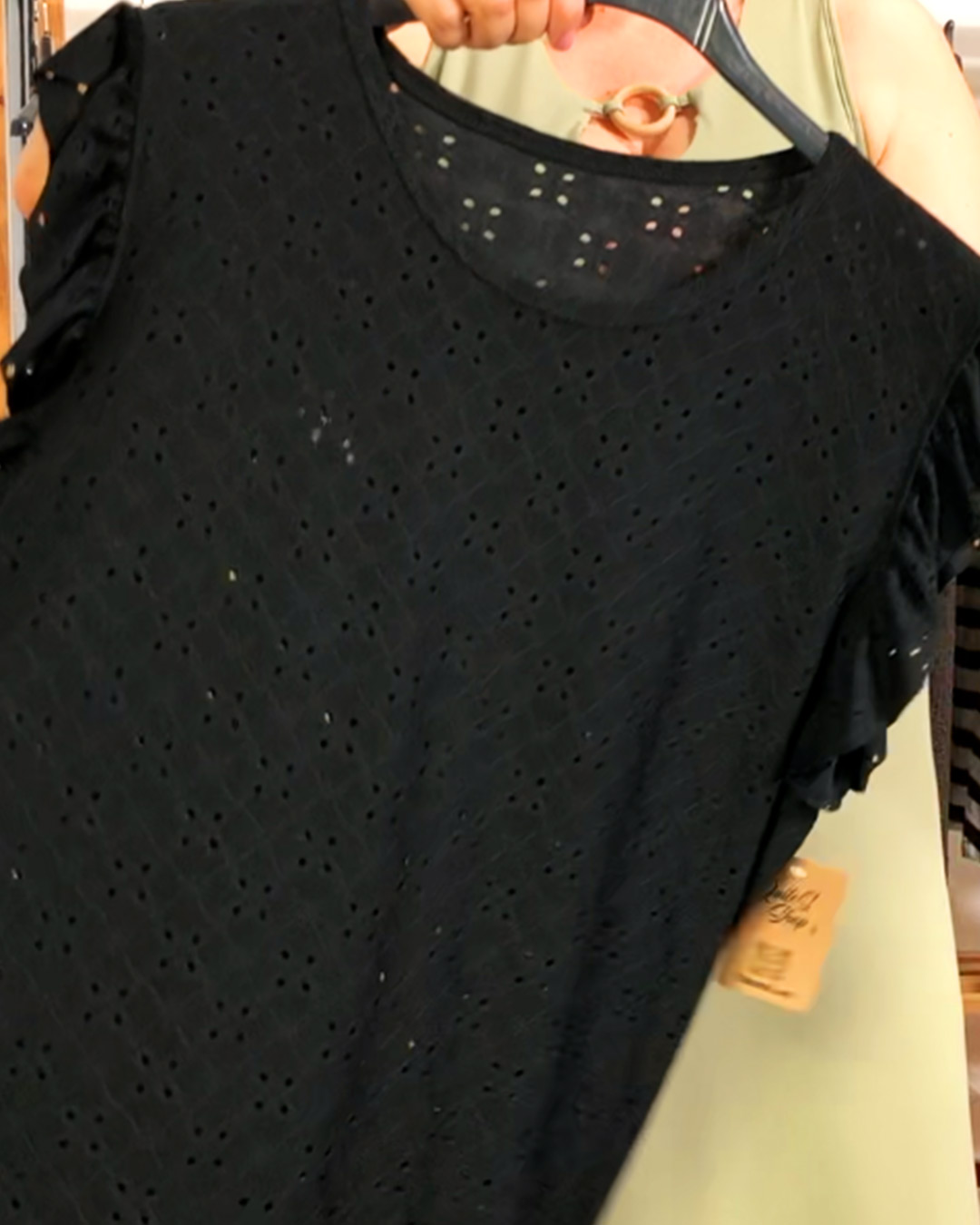quiles_shop-camiseta-textura-negra-moda-mujer-tallas-grandes-baratas
