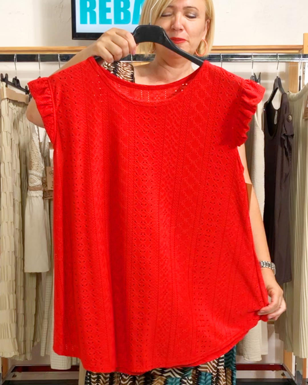 quiles_shop-camiseta-textura-roja-moda-mujer-tallas-grandes-baratas