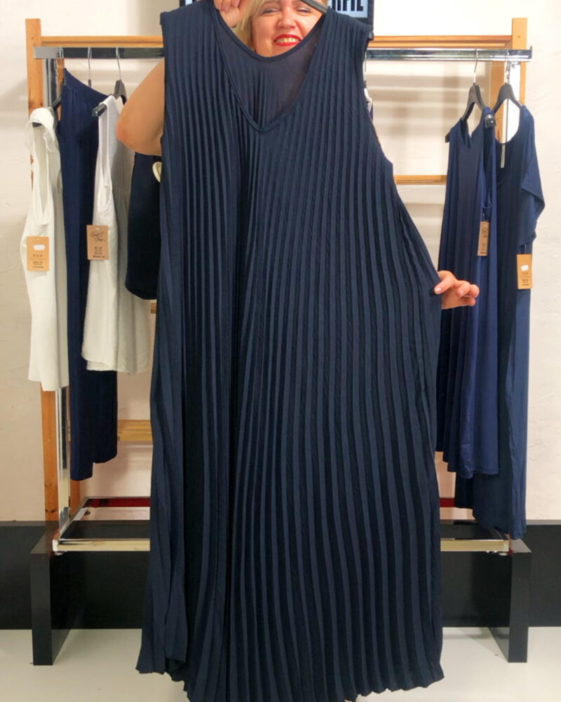 quiles_shop-vestido-plisado-bies-marino-moda-curvy-low-cost