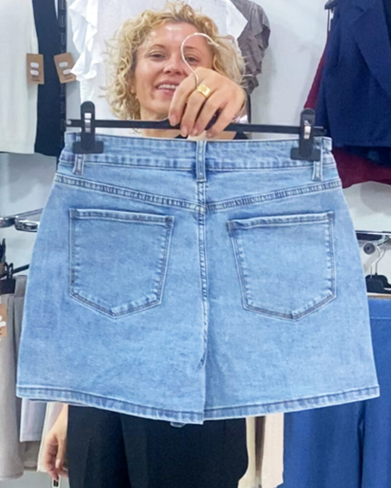 ikemi-falda-pantalon-denim-tendencias-verano-moda-mujer-joven-rebajas