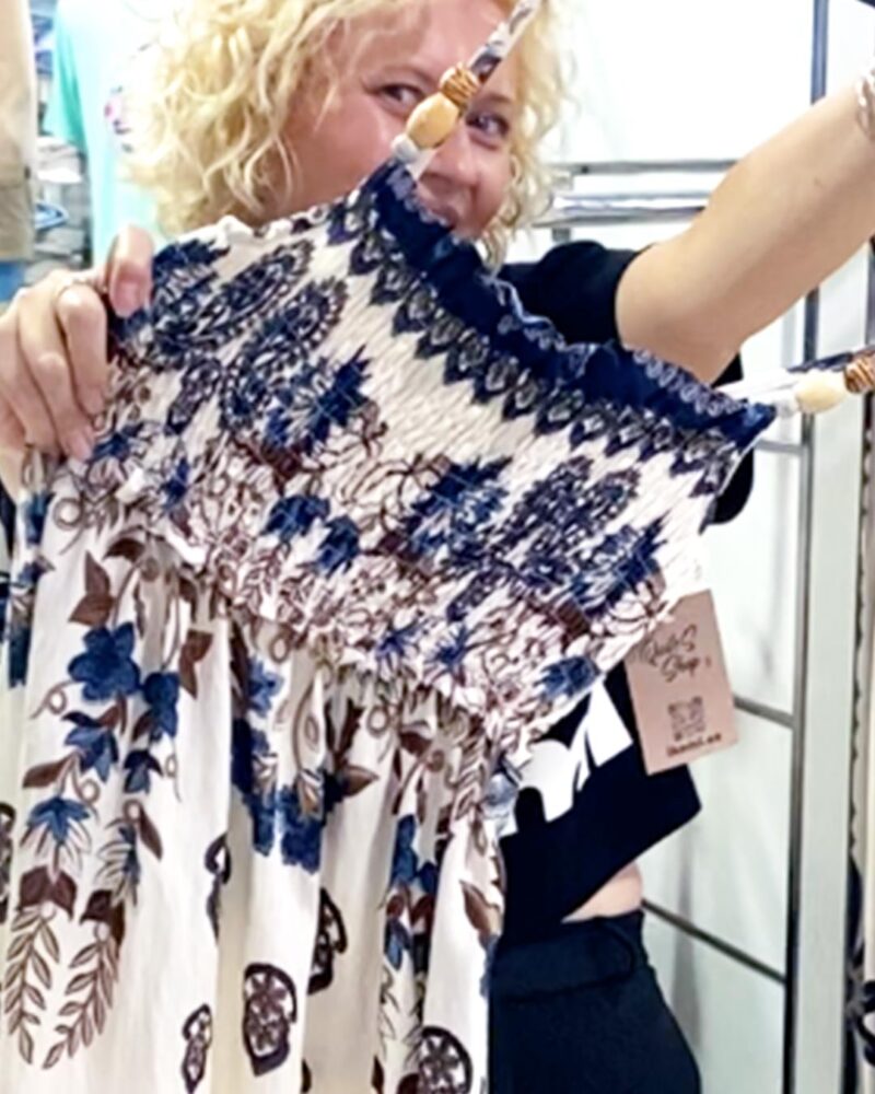 ikemi-vestido-ibiza-marino-tendencias-verano-moda-mujer-joven-rebajas