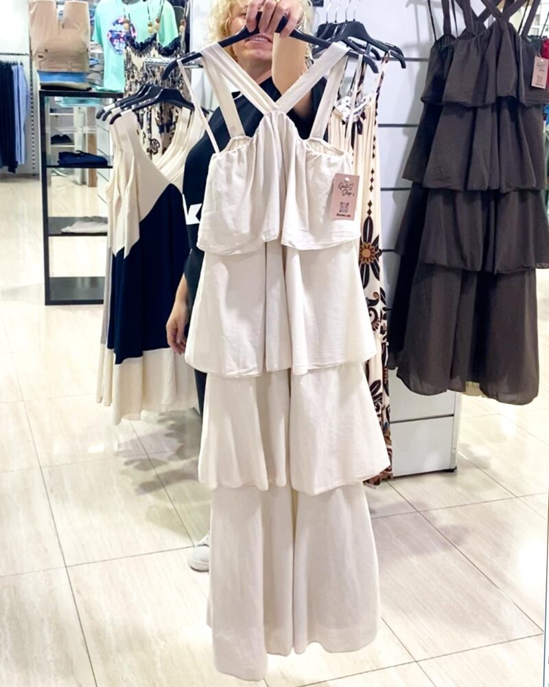 ikemi-vestido-maxi-volantes-beige-tendencias-verano-moda-mujer-joven-rebajas