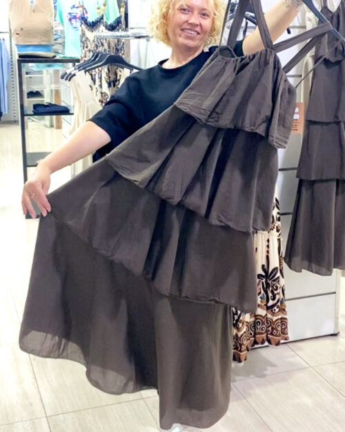 ikemi-vestido-maxi-volantes-marron-tendencias-verano-moda-mujer-joven-rebajas