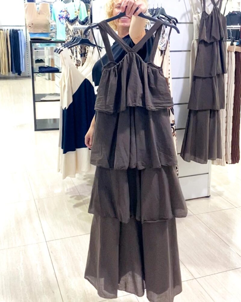 ikemi-vestido-maxi-volantes-marron-tendencias-verano-moda-mujer-joven-rebajas