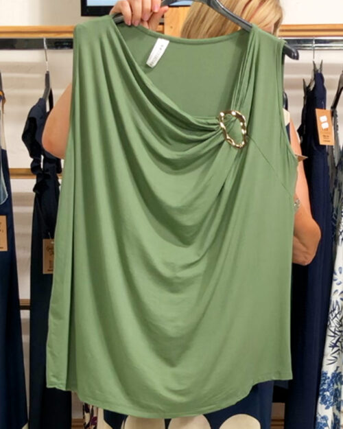 quiles_shop-camiseta-detalle-desmangada-verde-tendencias-mujer-tallas-grandes-verano