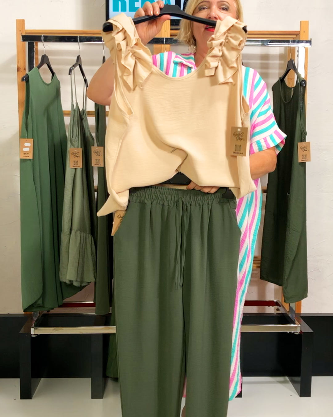 quiles_shop-conjunto-romantico-beige-verde-tendencias-mujer-verano-rebajas