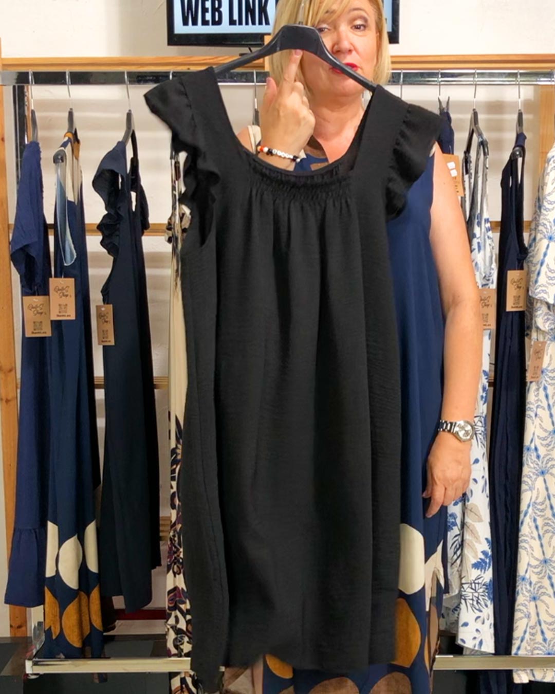 quiles_shop-vestido-atardecer-negro-tendencias-mujer-verano-rebajas
