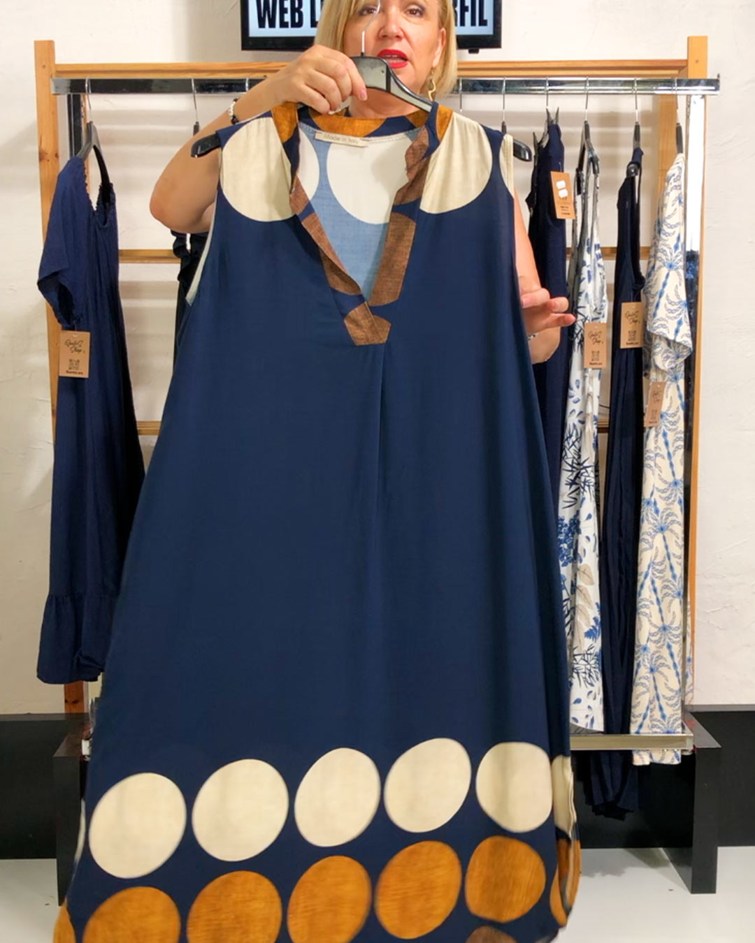 quiles_shop-vestido-lunares-marino-tendencias-mujer-rebajas