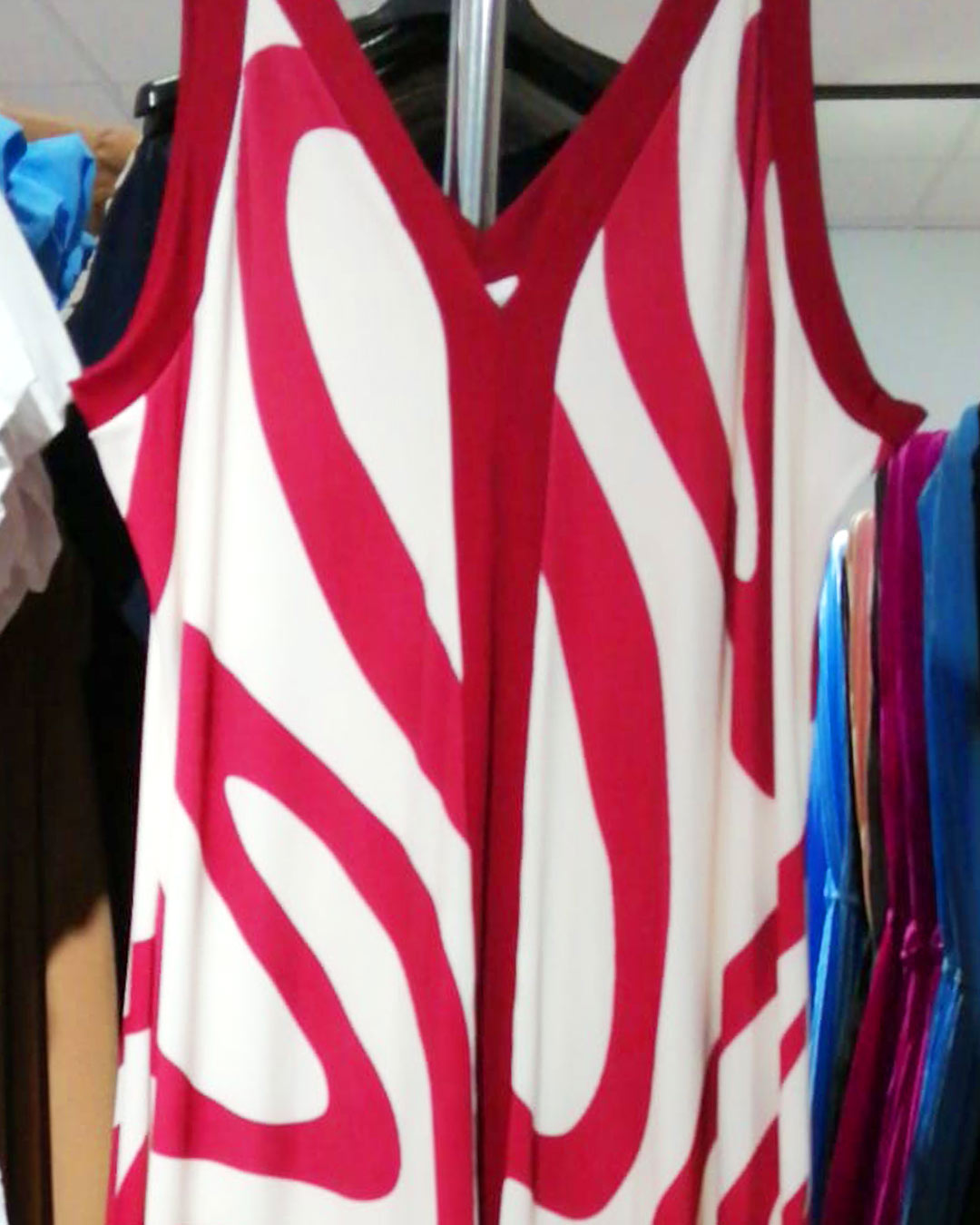 quiles_shop-vestido-ondas-burdeos-tendencias-mujer-tallas-grandes-rebajas