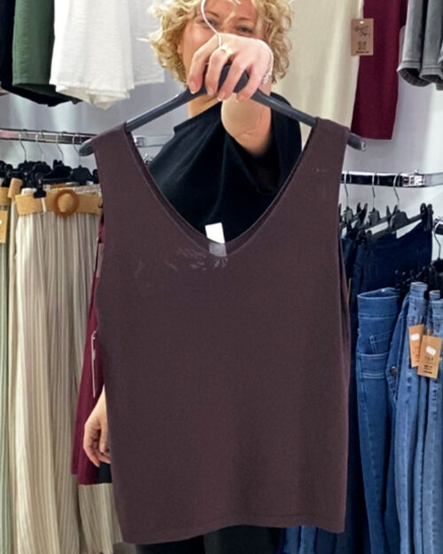 ikemi-jersey-basico-hilo-marron-tendencias-verano-moda-joven-baratas