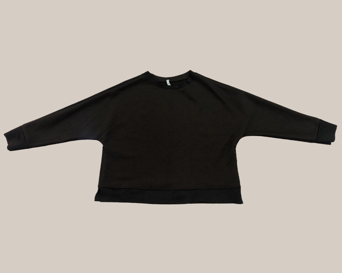 ikemi-sudadera-effortless-negra-moda-oversize-low-cost-oi2526