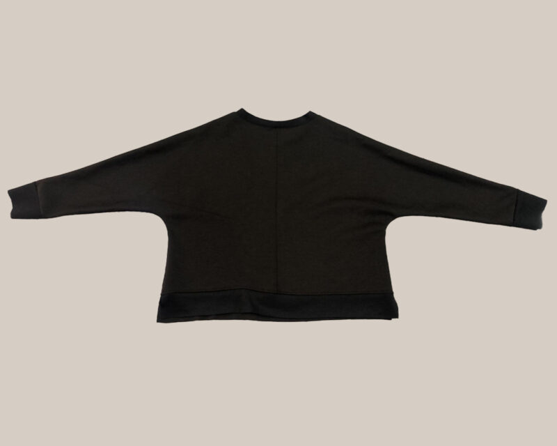 ikemi-sudadera-effortless-negra-moda-oversize-low-cost-oi2526