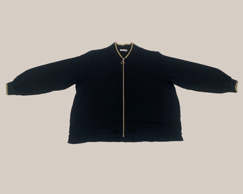 quiles_shop-chaqueta-bomber-negra-curvy-low-cost-oi2526