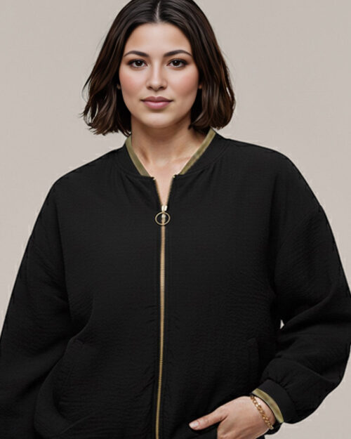 quiles_shop-chaqueta-bomber-negra-curvy-low-cost-oi2526