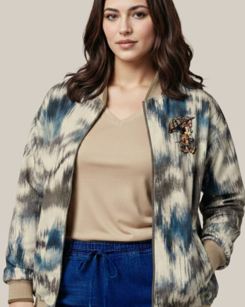 quiles_shop-chaqueta-bomber-pinceladas-minnie-moda-curvy-oi2526