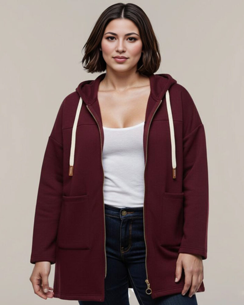 quiles_shop-chaqueta-capucha-casual-burdeos-moda-mujer-curvy-oi2526