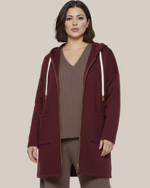 quiles_shop-chaqueta-capucha-casual-burdeos-moda-mujer-curvy