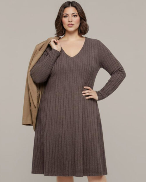 quiles_shop-vestido-punto-canale-marron-midi-curvy-oi2526