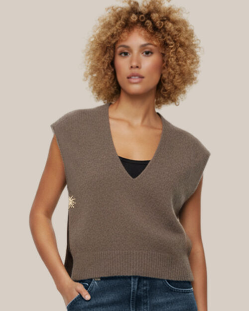 ikemi-chaleco-apliques-marron-moda-joven-low-cost