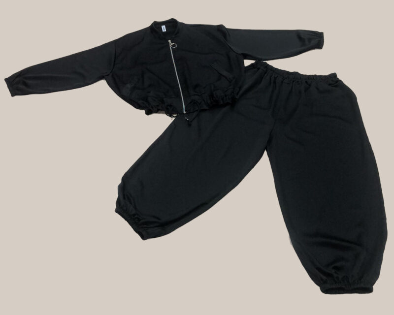 quiles_shop-outfit-saten-negro-tendencias-mujer-curvy-low-cost-oi2526