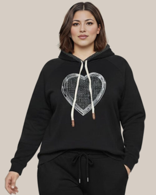 quiles_shop-sudadera-capucha-corazon-negra-tendencia-curvy-low-cost