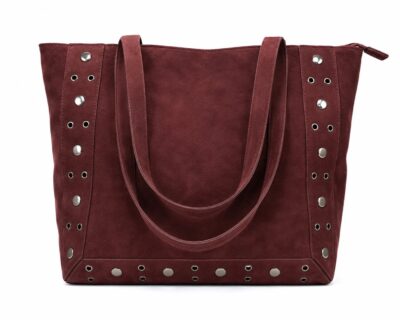 Delantero bolso shopper burdeos con asas largas, tachuelas y ojales metálicos