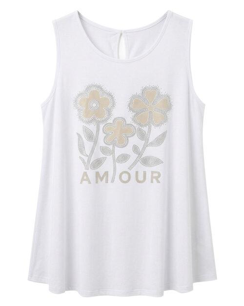 Camiseta Amour: camiseta de tirante ancho para mujeres reales de tallas curvy con estampado floral de strass, letras Amour y abertura trasera en Quiles_Shop.