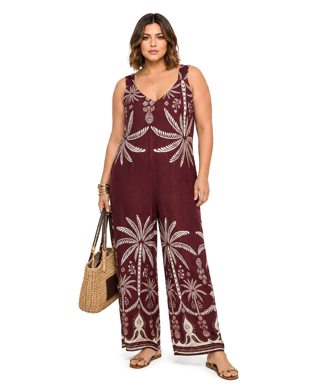 Mono Oasis: mono casual para mujer real low cost con escote en pico, tirantes anchos, pernera recta fluida y un llamativo estampado simétrico de palmeras de Quiles_Shop.