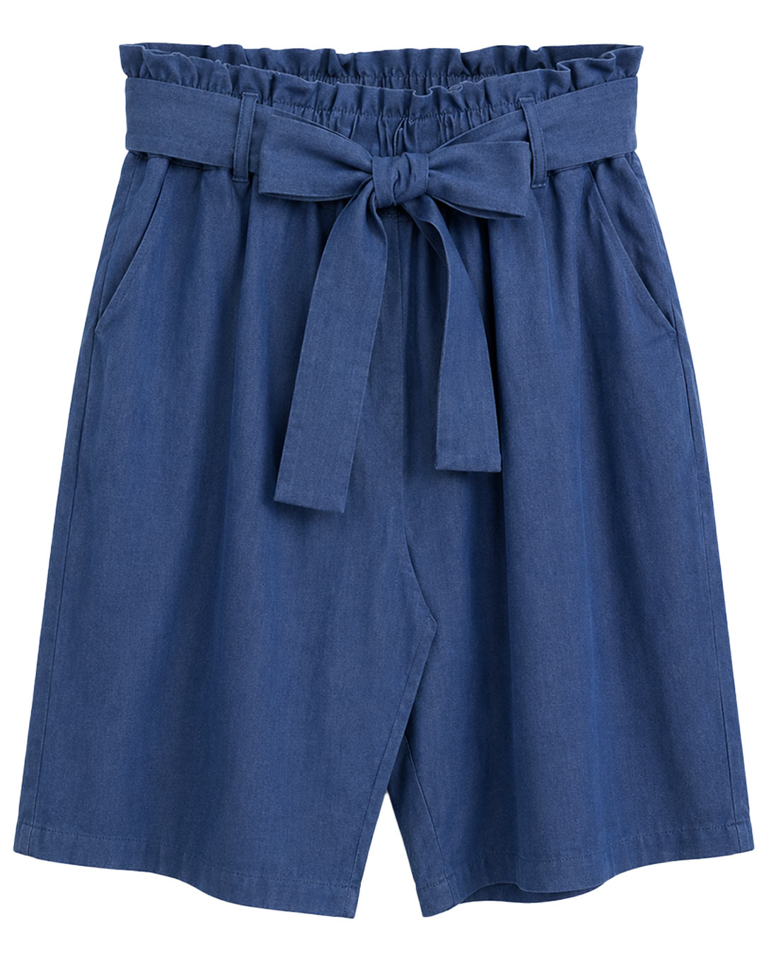 Pantalón Short Safari: pantalón corto para mujer real de precio accesible en color denim con cintura elástica alta de estilo paperbag, bolsillos funcionales y cinturón de lazo ajustable de Quiles_Shop.